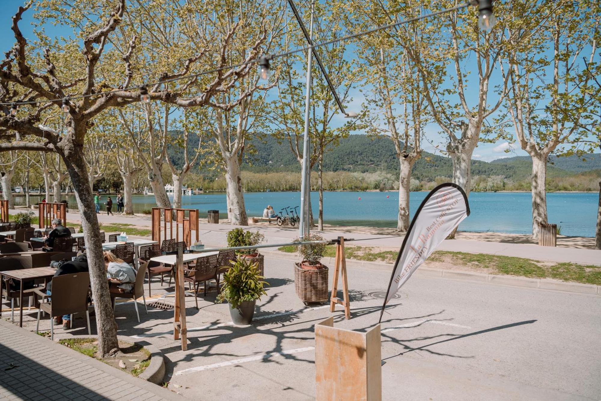 Apartaments La Carpa Banyoles Exterior photo