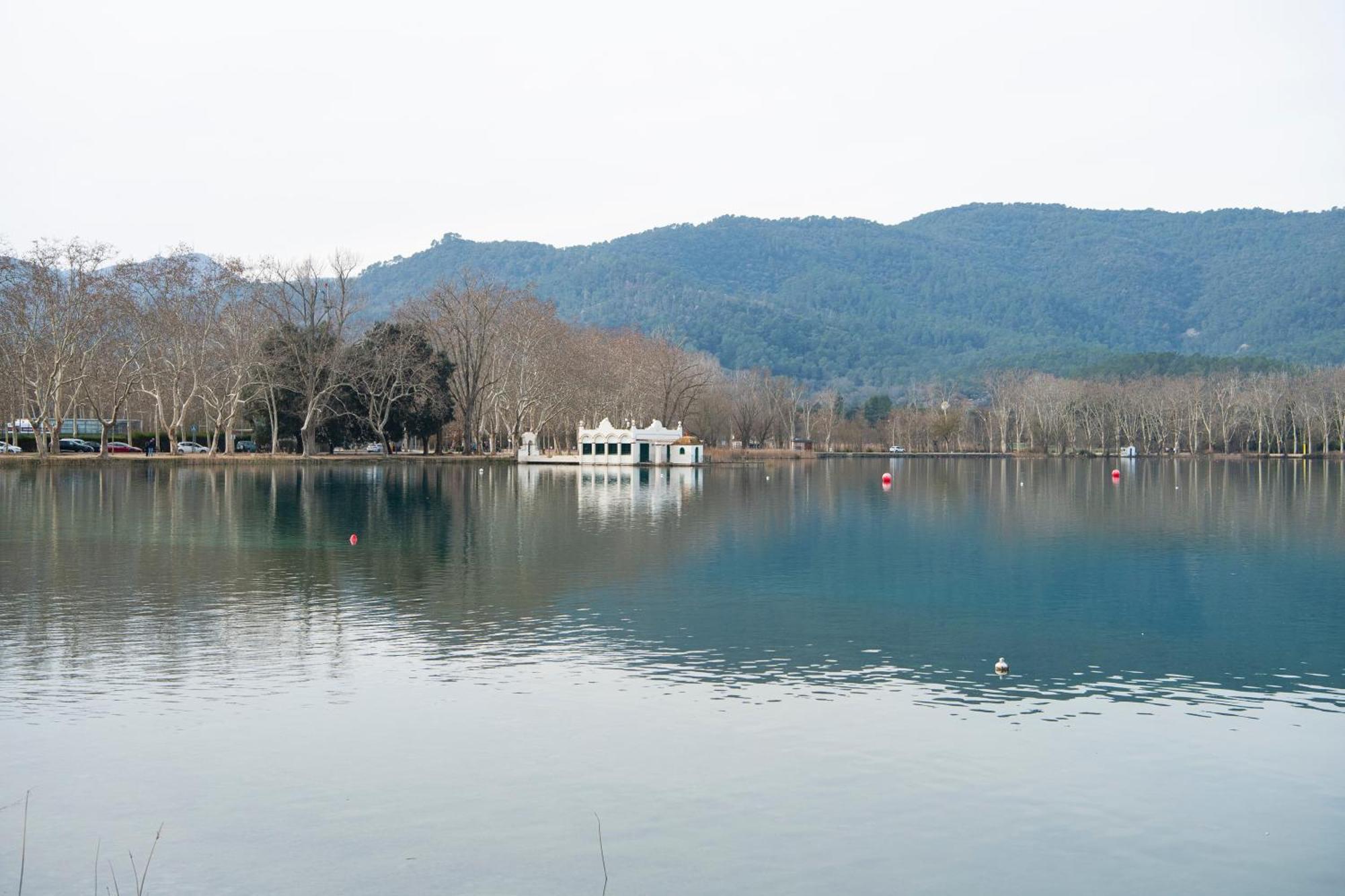 Apartaments La Carpa Banyoles Exterior photo