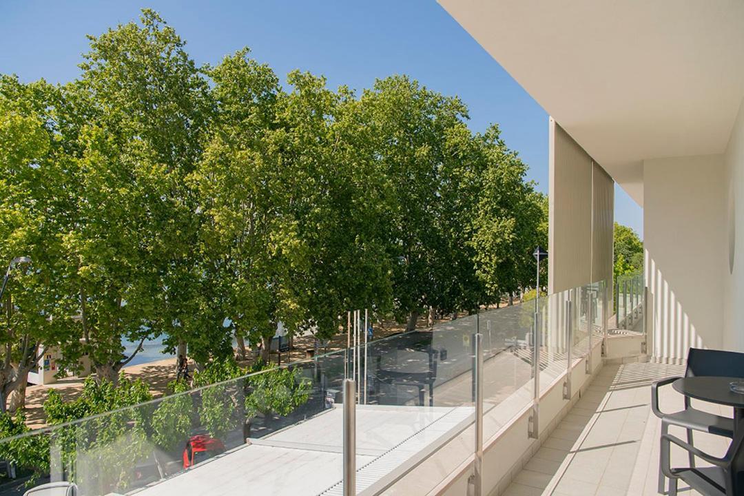 Apartaments La Carpa Banyoles Exterior photo