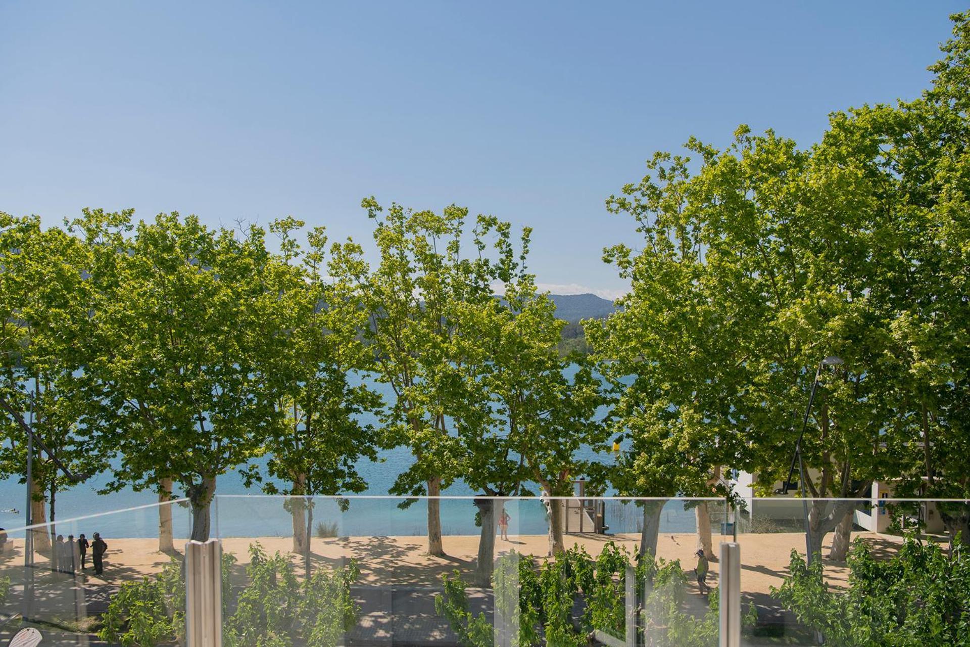Apartaments La Carpa Banyoles Exterior photo